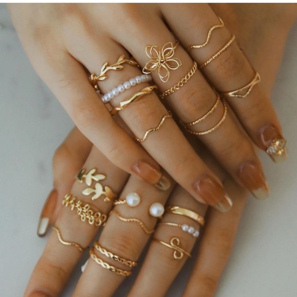 Gold 20pc Flower & Leaf Ring Set | Faux Pearl Stacking Rings 3/$30 - Picture 1 of 4